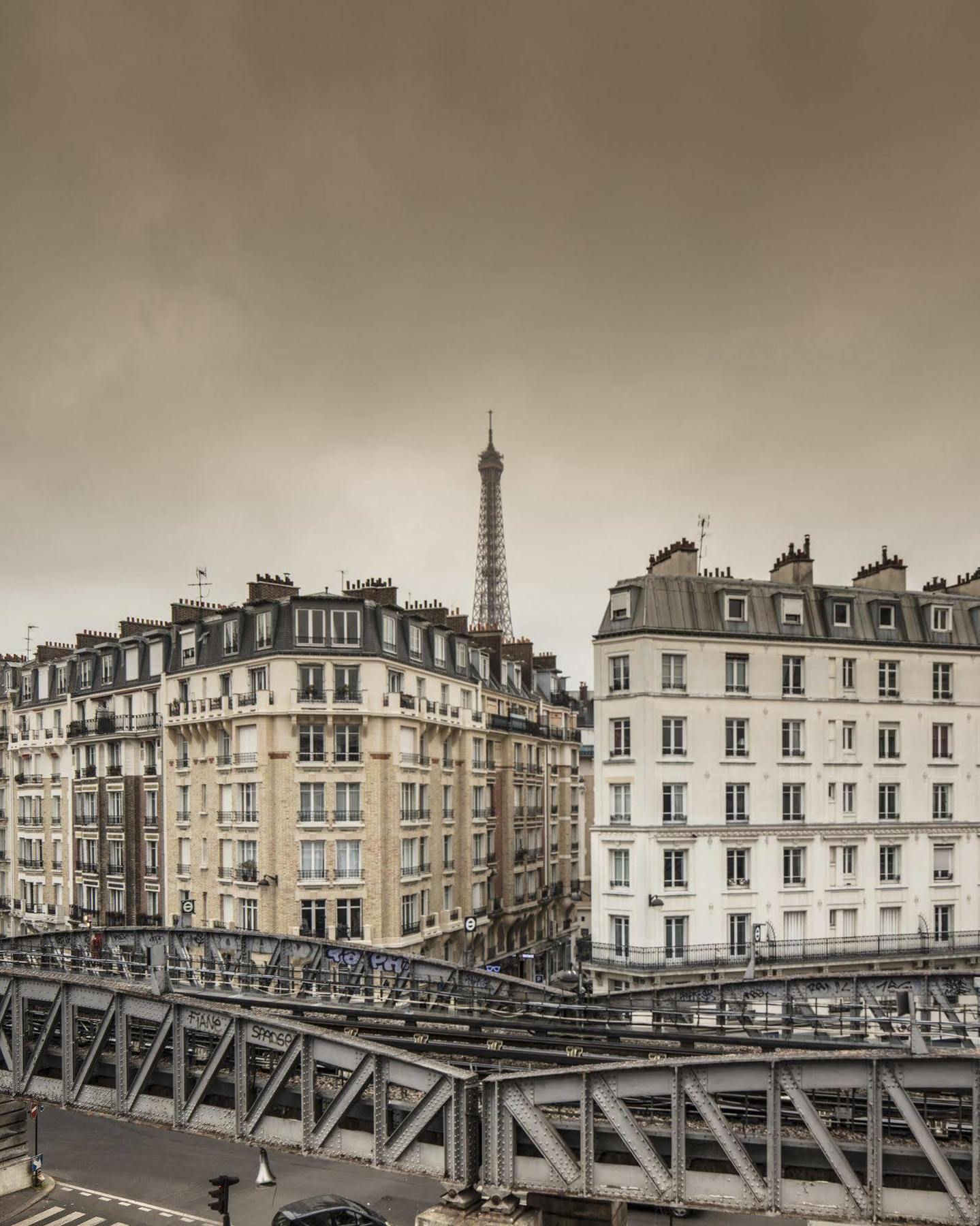 Eiffel Petit Louvre Hotel Paris Exterior photo